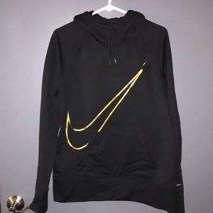 Therma-fit Nike hoodie
